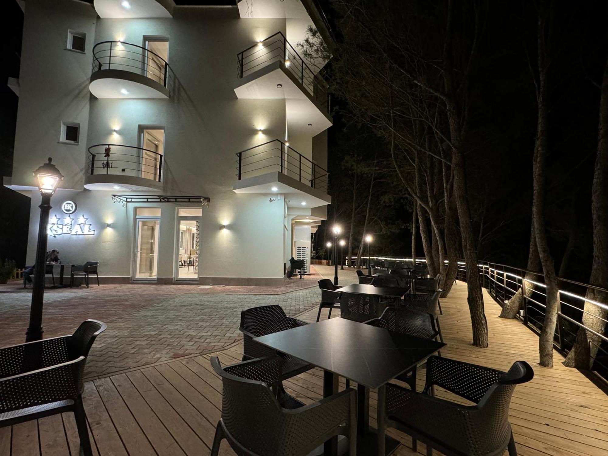 Hotel Kseal Permet Exterior photo