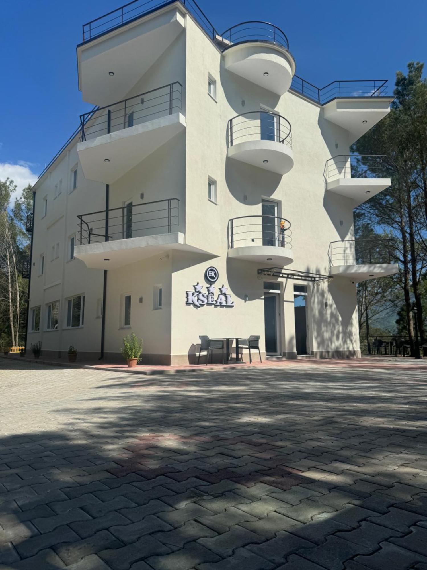 Hotel Kseal Permet Exterior photo